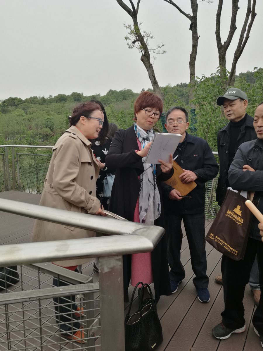 苏州科技城东渚老年大学国画班2018春季采风